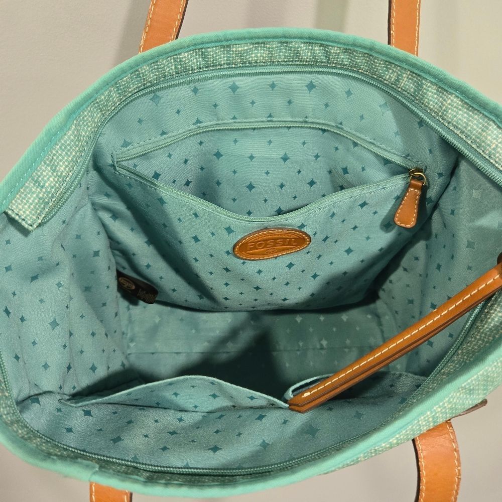 Fossil Keyper Blue Tote Bag With Tan Accents - image 5